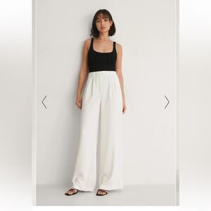 NWT NA-KD High Waist Pleated Wide Leg Pants